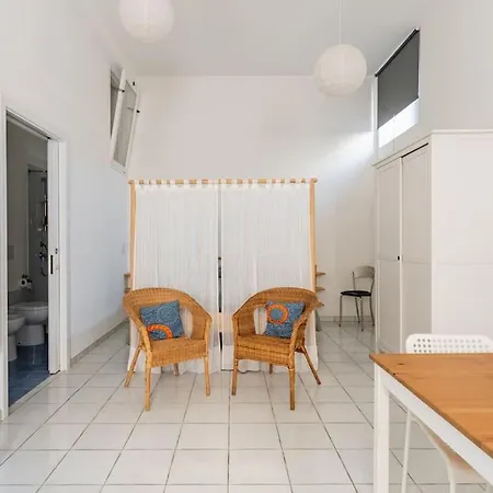 Apartment In Monolocale Meligunis